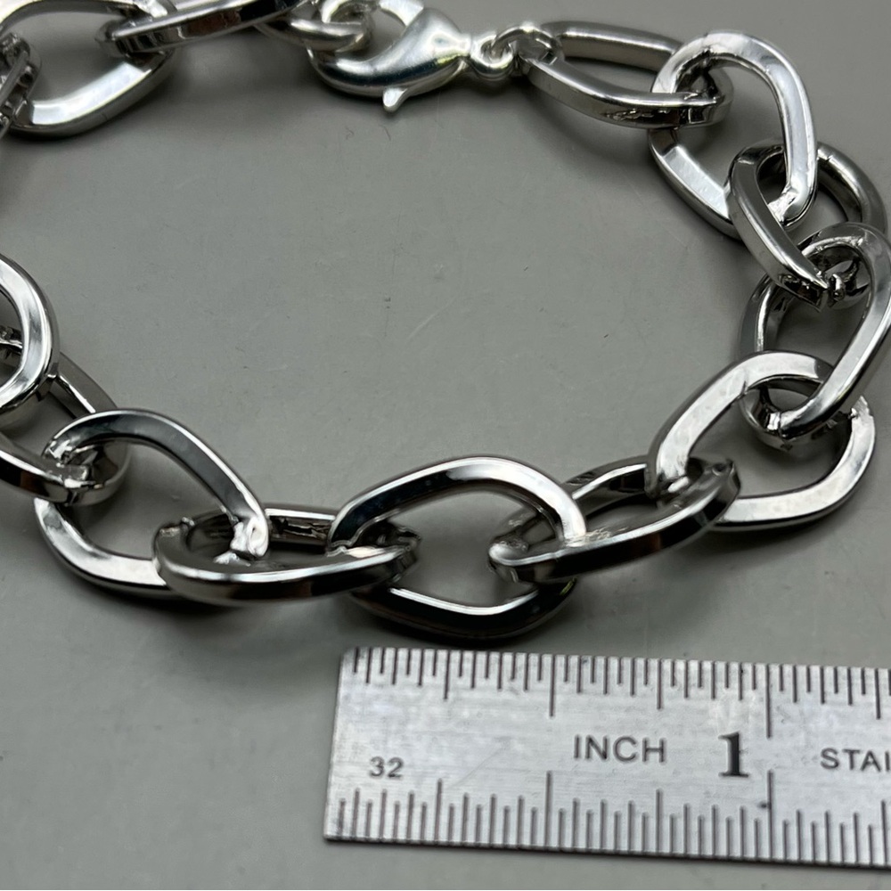 Chunky Silver Chain Link Bracelet Luxury Statement Accessory-Gift Idea - Picture 2 of 3